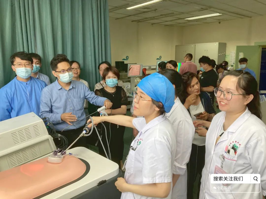 高仿真全脏器手术训练系统走进四川大学华西第二医院